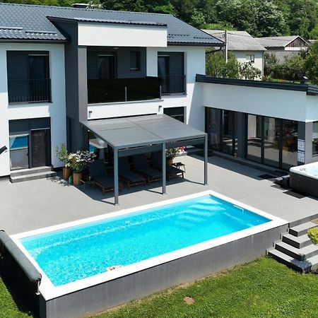 Villa Biser Gacke Sinac المظهر الخارجي الصورة
