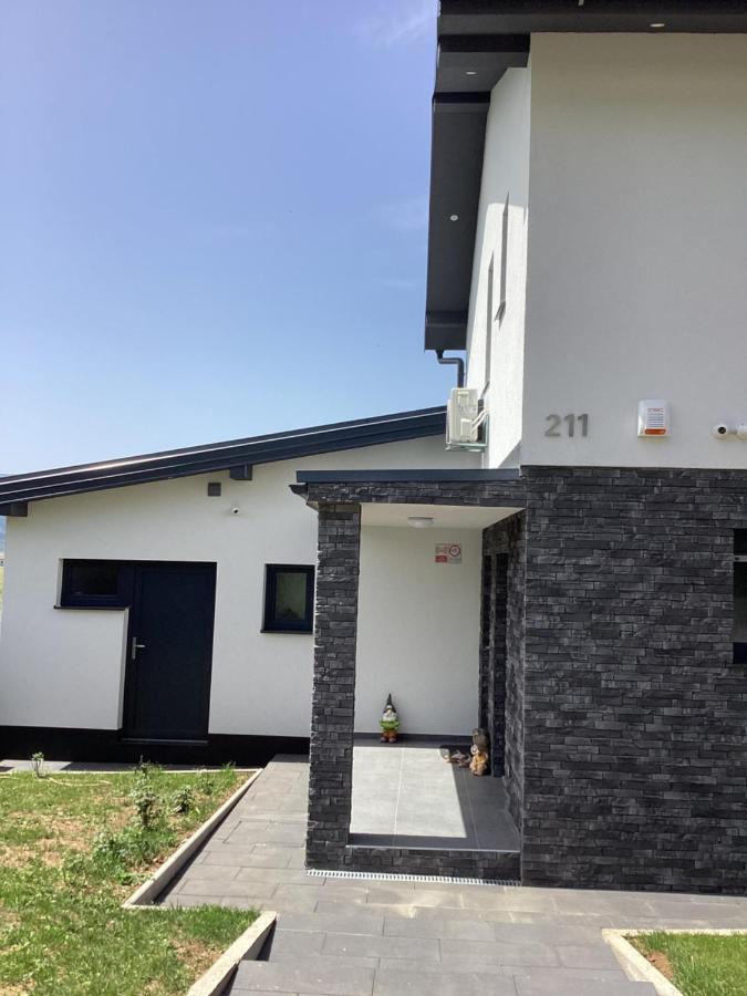 Villa Biser Gacke Sinac المظهر الخارجي الصورة
